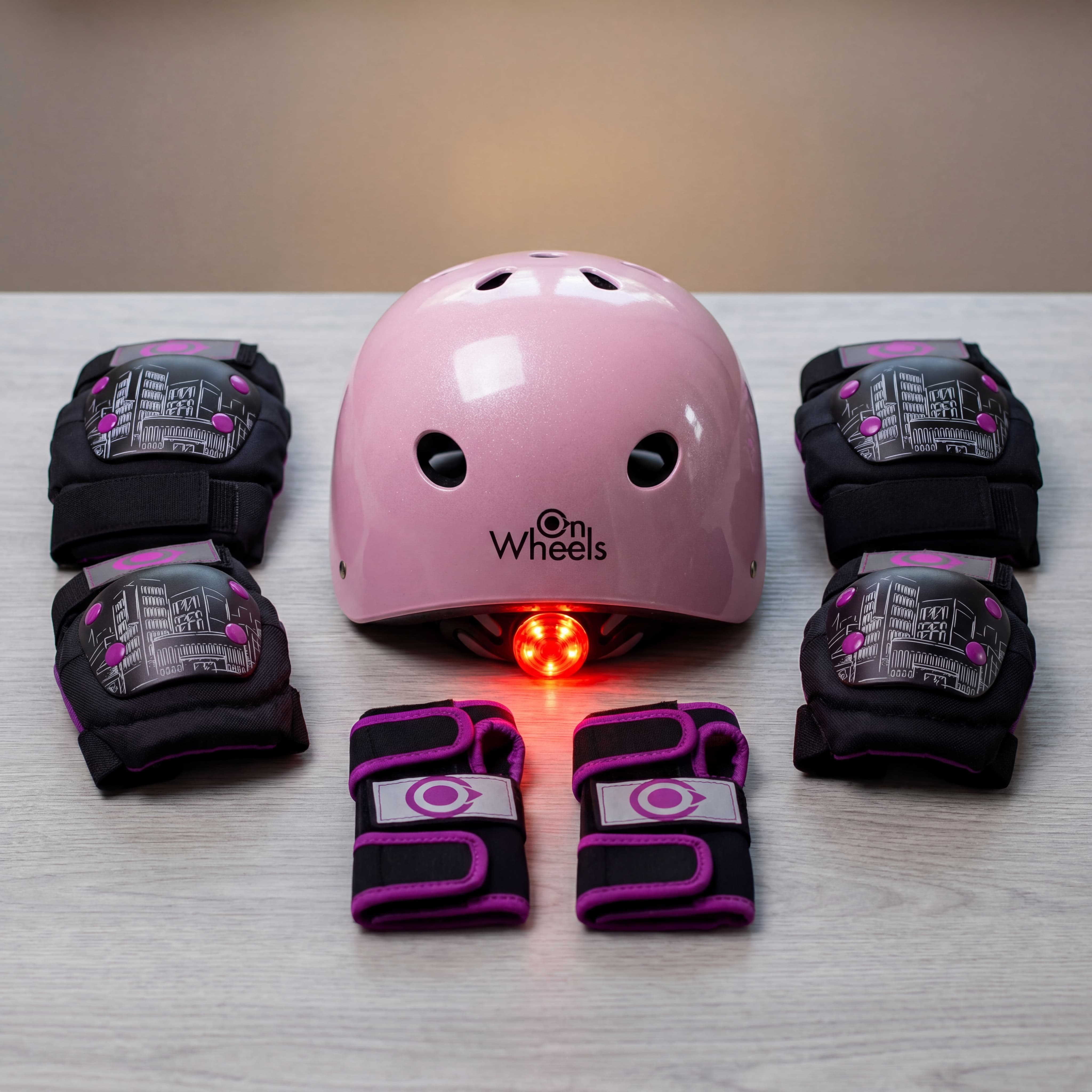 Casco Urbano OnWheels  + Protecciones Urbanas OnWheels